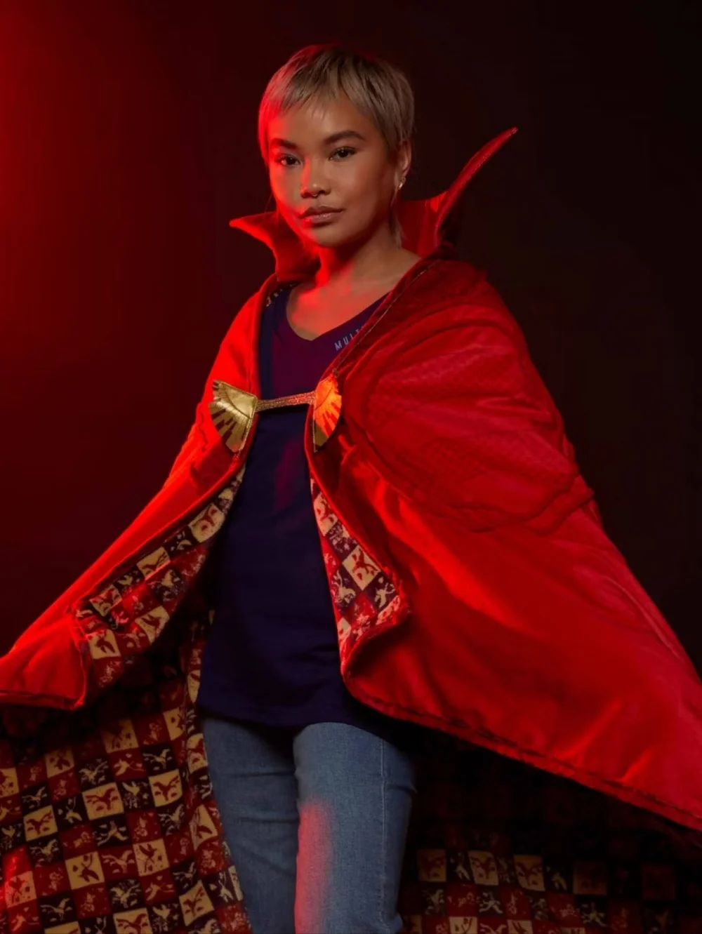 Disney Store Doctor Strange Wearable Cloak Throw - Picture 4 of 4